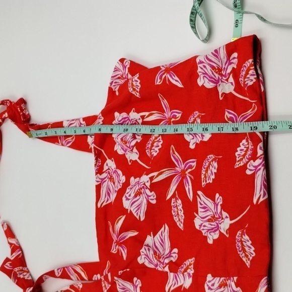 Joie Red Floral Smocked Crop Top Size 10 - Picture 5 of 8